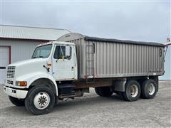 1991 International 8100 T/A Grain Truck 
