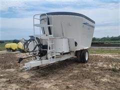Laird VR675 Feed Wagon 
