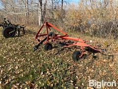 KUHN GF22 Tedder 