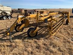 2015 Vermeer R2800 Twin Rake 