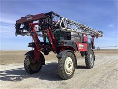 2012 Miller Nitro 4275 Self-Propelled Sprayer 