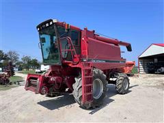 1990 Case IH 1660 Axial Flow 4WD Combine 