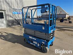 Genie GS-1930 Self-Propelled Electric Scissor Lift 