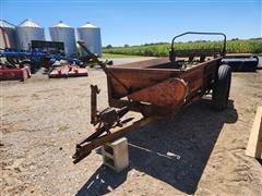 New Holland 300 Manure Spreader 