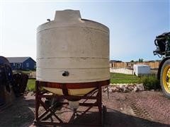 2000 Gallon Poly Mix Tank On Stand 