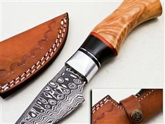 Custom Handmade - Damascus Steel Hunting/Bowie/Skinner Knife 