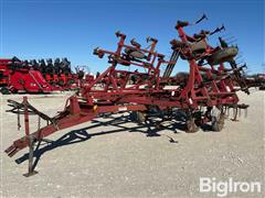 Case IH 4800 26' Field Cultivator 