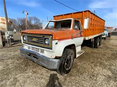 1976 Chevrolet C65 T/A Grain Truck 