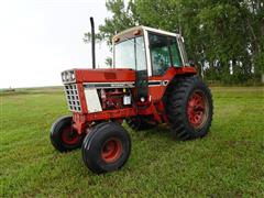 1980 International 1086 2WD Tractor 