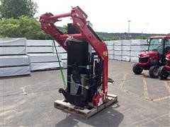 Mahindra 7095CL Quick Attach Loader w/ 84" Bucket 