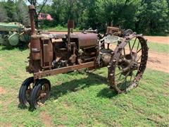 International F-12 2WD Tractor 