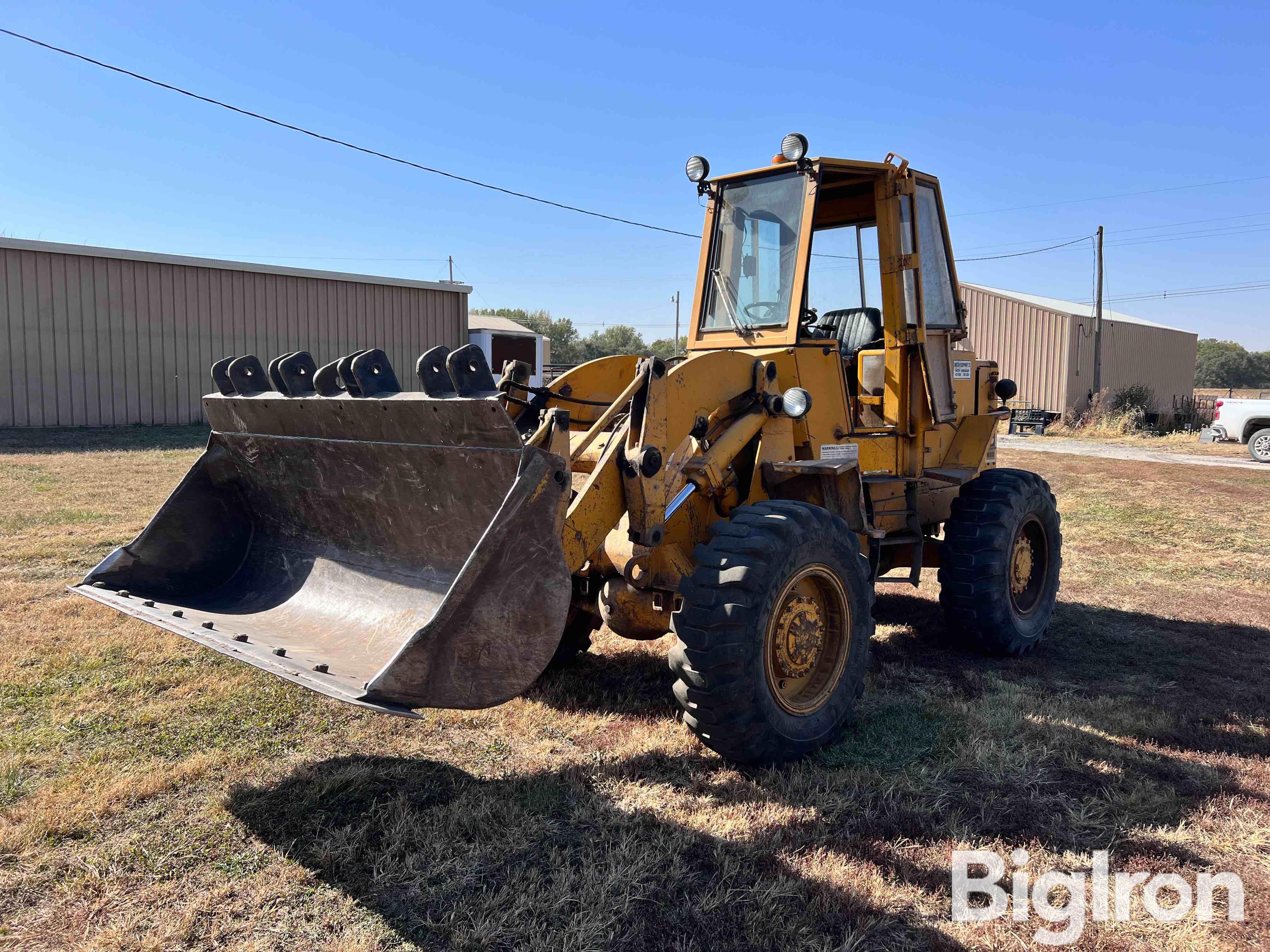 1971 Caterpillar 920 Wheel Loader W/Grapple 