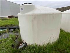 1550 Gal Dura-Cast White Vertical Storage Tank 