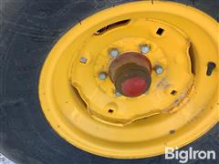 items/a564d035f4eaef11a4dd7c1e52419f68/2015-new-holland-rb560-round-baler_10a5b2508f984adcb89c95146df439e8.jpg