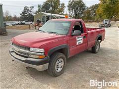 2002 Chevrolet Silverado 2500 HD 4x4 Pickup 