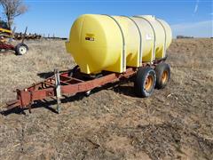 Snyder 1025 Gallon Poly Tank On 2 Axle Farm Trailer 