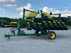 2021 John Deere 1745 8/15 Planter 