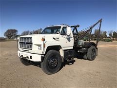 1988 Ford F800 S/A Winch Truck 