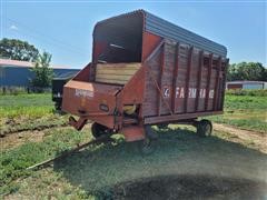 Farmhand F48B Forage Wagon 