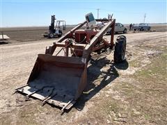 Allis-Chalmers WD 2WD Tractor w/ Loader 