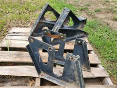 items/a671dd0a1cf5ed11a81c6045bd4ccc74/johndeereliquidfertilizertanksbrackets_15798c6600c44a79b0049a21b9ee26e3.jpg