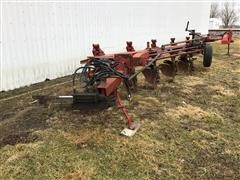 International 735 5 Bottom Plow 