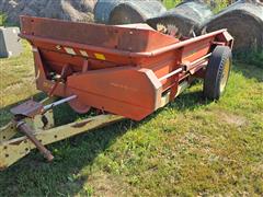 New Holland 510 Manure Spreader 