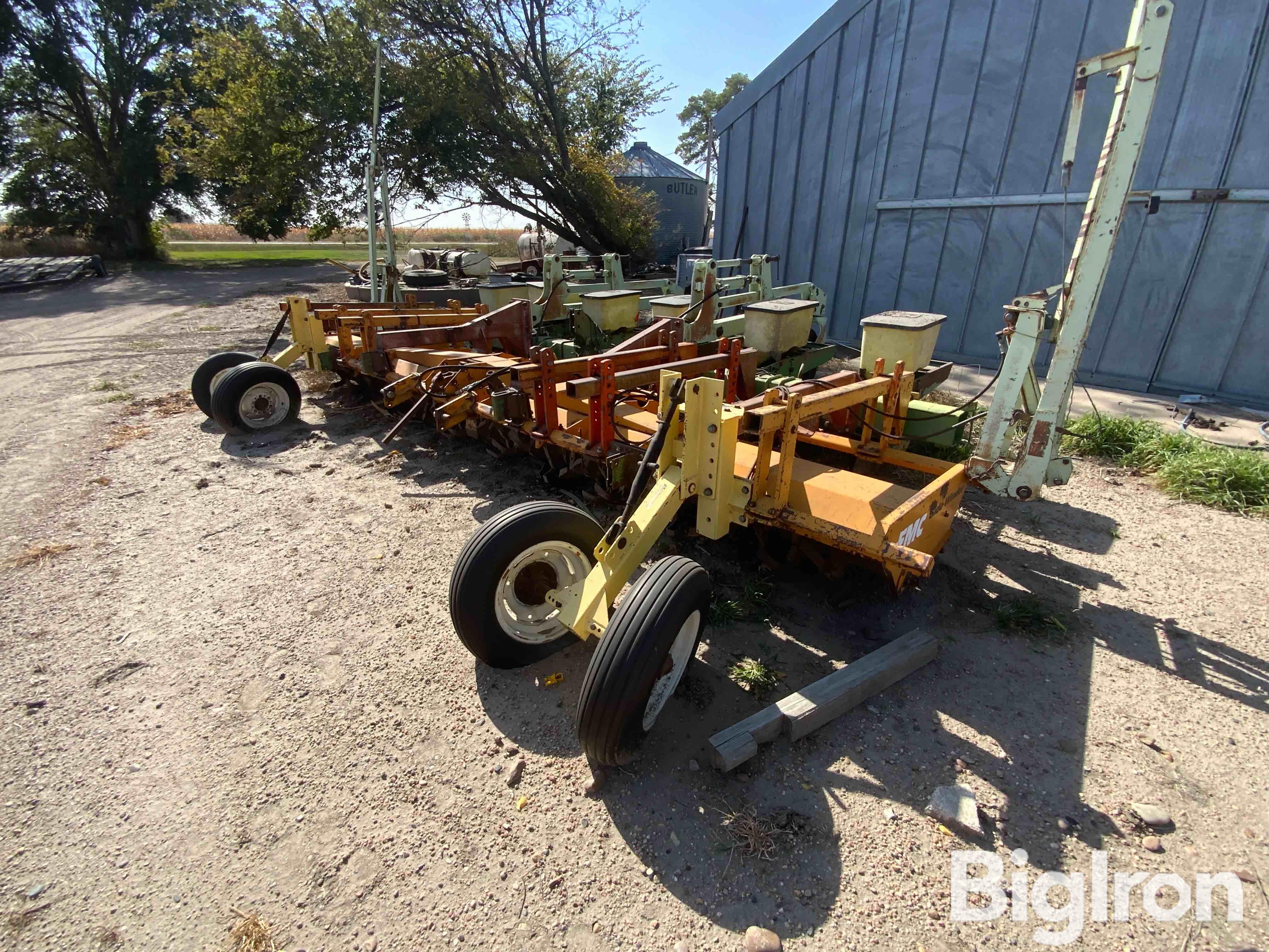 John Deere 7100 6R36W Planter W/FMC Side-Winder Tiller 