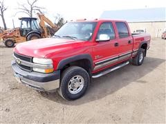 2002 Chevrolet 2500 HD 4x4 Crew Cab Pickup 