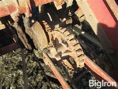 items/a76643c51ee7ef11a4dd6045bd4c6ac5/international-harvester-10-8x16-drill-w-fertilizer_b0bf0a06f4ba41319e41721e54341c37.jpg