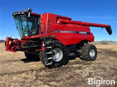 2013 Case IH 7230 4WD Combine 