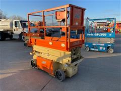 items/a80cc3759d76ed11a76e0003fff91796/2014jlg1932rs19scissorlift_a50f982830c64bcba394220874e4d307.jpg