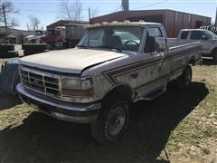 1995 Ford F250 4x4 Pickup (INOPERABLE) 