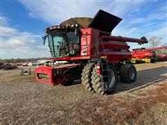 2015 Case IH 9240 2WD Combine 