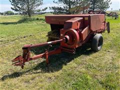 1975 New Holland 276 Small Square Baler 