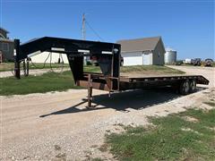 2003 H&H 25’ T/A Gooseneck Flatbed Trailer 