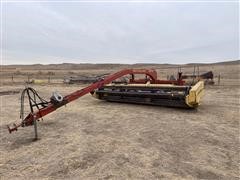 New Holland 1475 Swather 