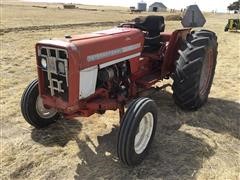 1977 International 464 2WD Tractor 