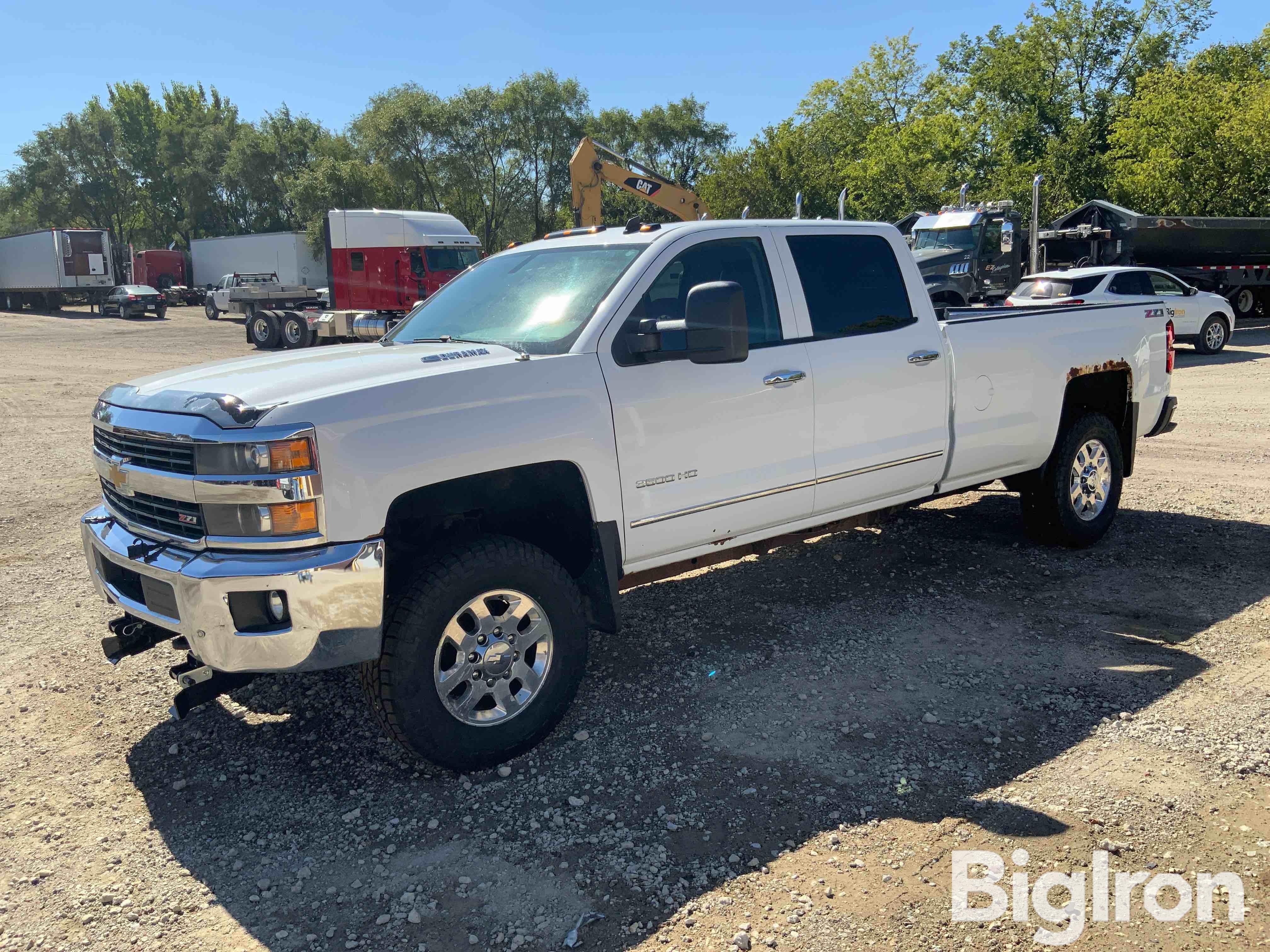 2015 Chevrolet Silverado 3500 LTZ 4x4 Crew Cab Pickup 