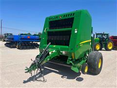 2021 John Deere 560R Premium Round Baler 