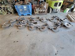 items/a90526ed88afed119ac40003fff922e3/yetter2996parrallellinkagefertilizercoulterswmountingbrackets_0195f49223864a9d9f7ccf04f223f539.jpg