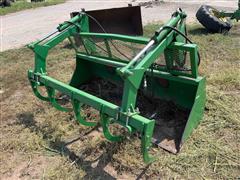 John Deere 84” Bucket With Grapple 