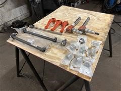 Allis-Chalmers D17 170-185 Front End Parts 