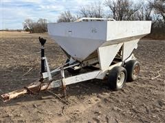 Willmar Dry Fertilizer Spreader 