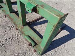 items/aa1c9bc53afdeb11b76a0003fff9404f/johndeere500seriesloaderfork_d11d656748244508bc40d206cec8e4f7.jpg