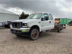 2004 Ford F450 Super Duty 4x4 Extended Cab & Chassis 