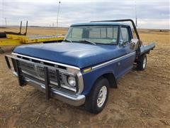 1976 Ford F100 2WD Flatbed Pickup 