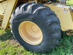 items/aa6d9c1b8c43ef11b4ad0022488ff517/newhollandtr88combine_6182db1787fd4a73840a422ff21f6479.jpg