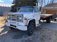 1982 GMC C6500 S/A Flatbed Truck 