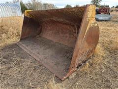 John Deere 724K Loader Bucket 